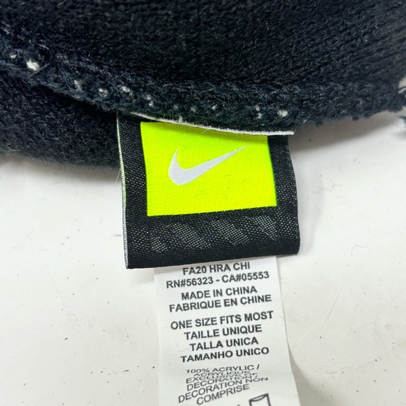 NIKE Fold over TENNESSEE VOLUNTEERS Black White Striped Beanie Pom Pom Adult OS - Picture 7 of 10